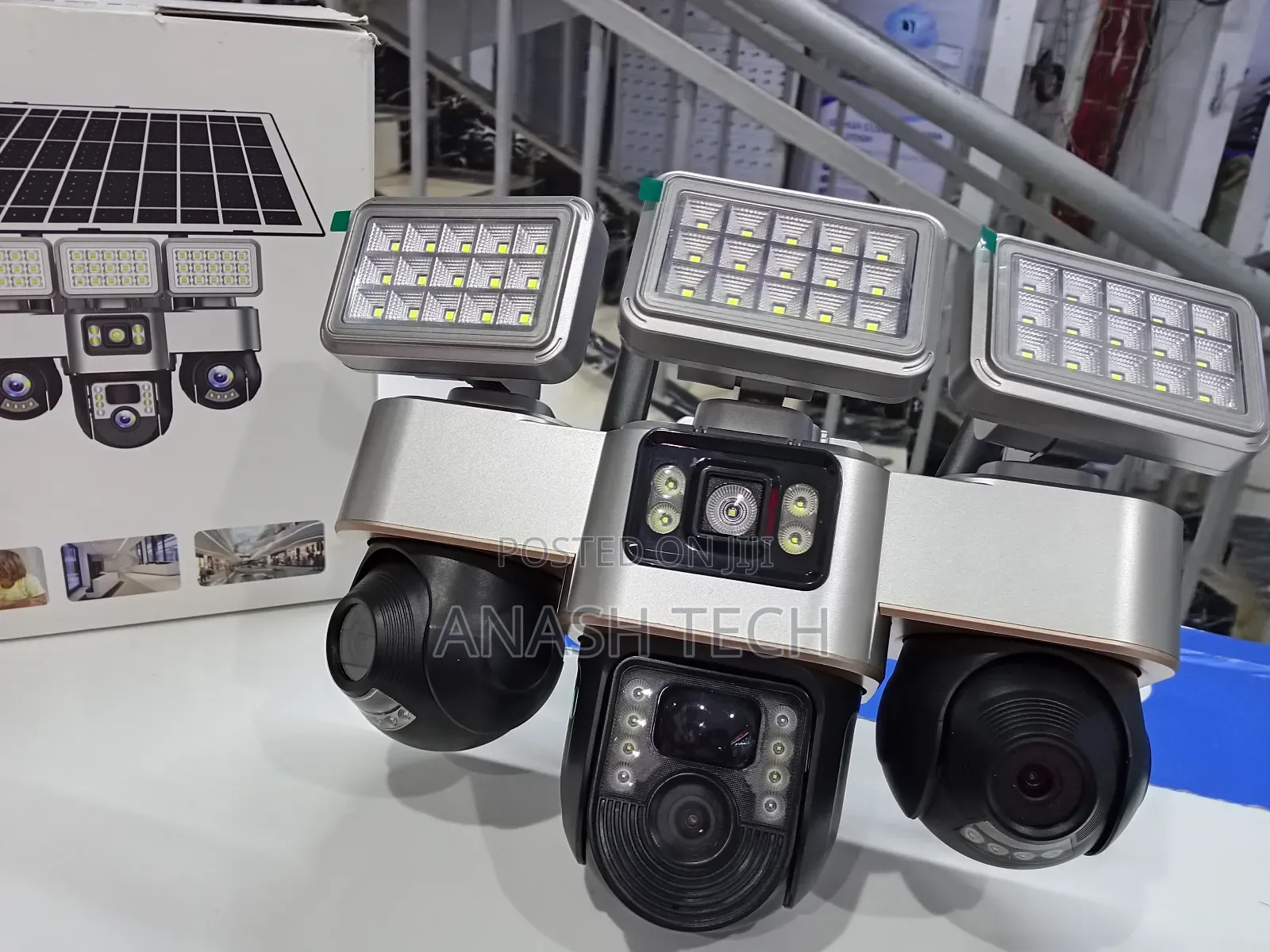 4g Solar CCTV PTZ Camera Outdoor Tripple Lens CCTV Camera With Lights
