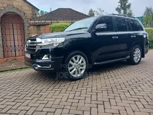 Toyota Land Cruiser 2010 Black