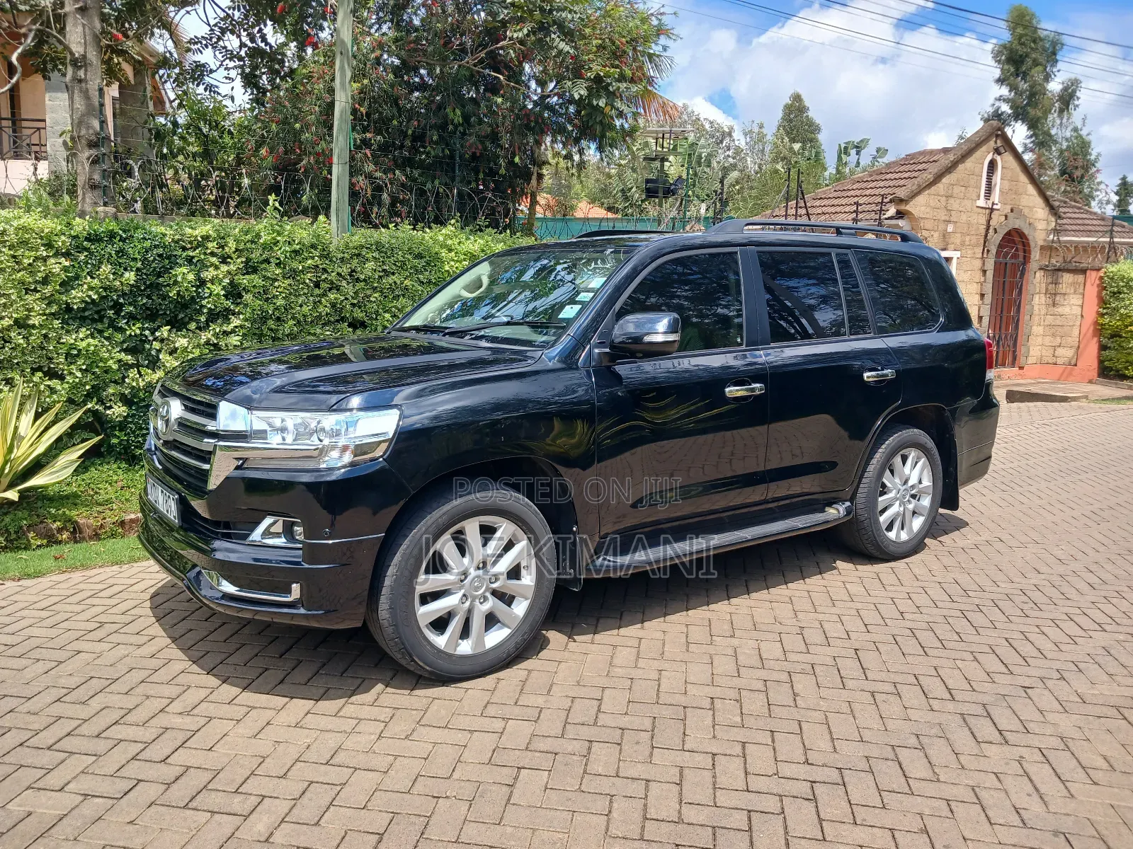 Toyota Land Cruiser 2010 Black