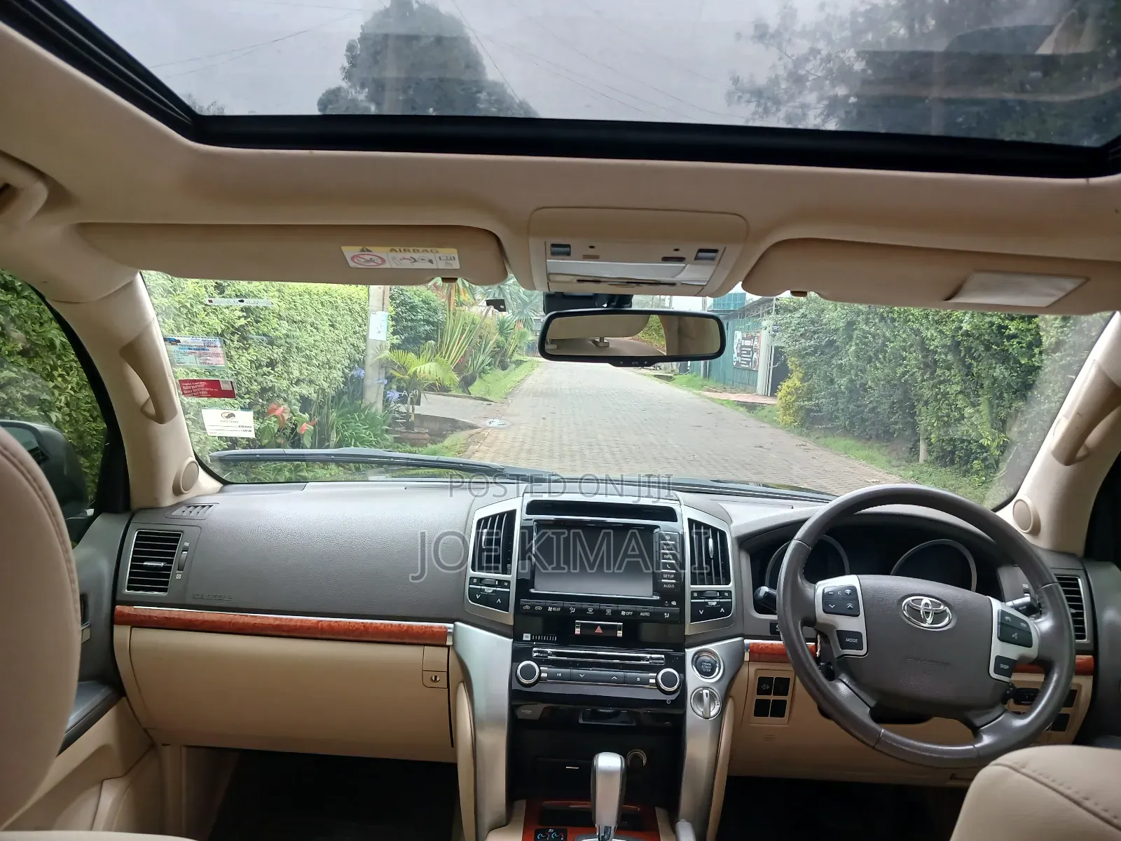 Toyota Land Cruiser 2010 Black