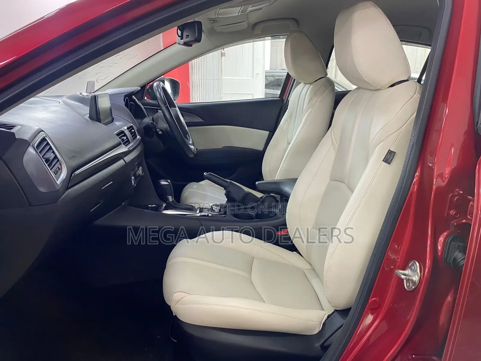 Mazda Axela 2018 Red