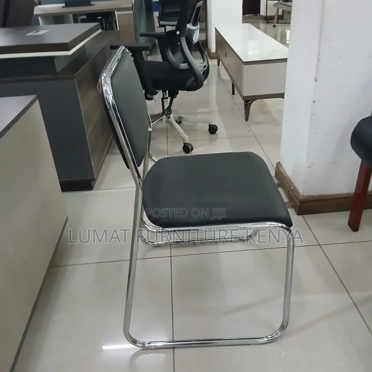 Leather Modern Visitors Chrome Chair