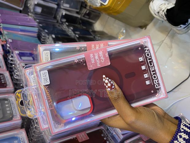 Quiret Transluscent Magnetic Samsung Galaxy A16 5g Case - thumbnail 3