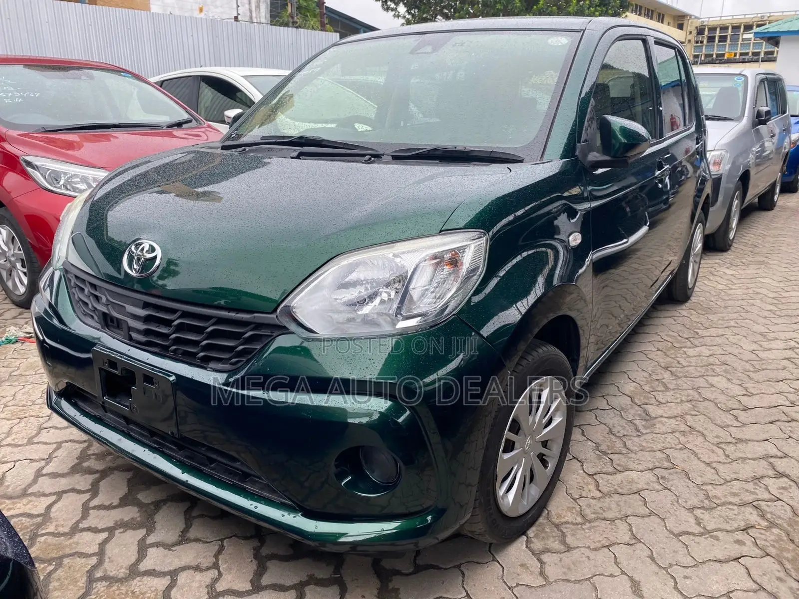 Toyota Passo 2018 Green