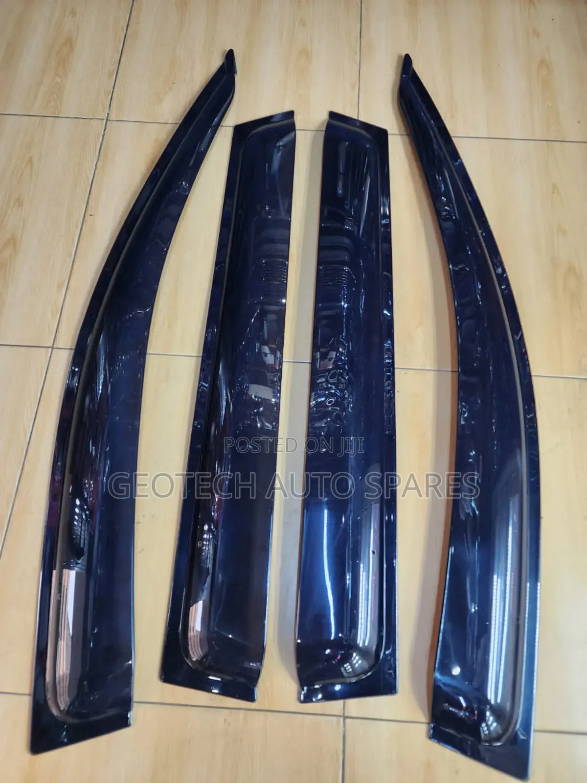 Toyota Fielder 2001-2005 Original Windbreakers