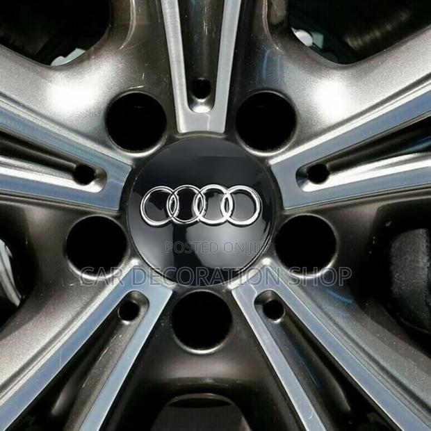 4pcs Dynamic Audi Floating Centre Caps - main view