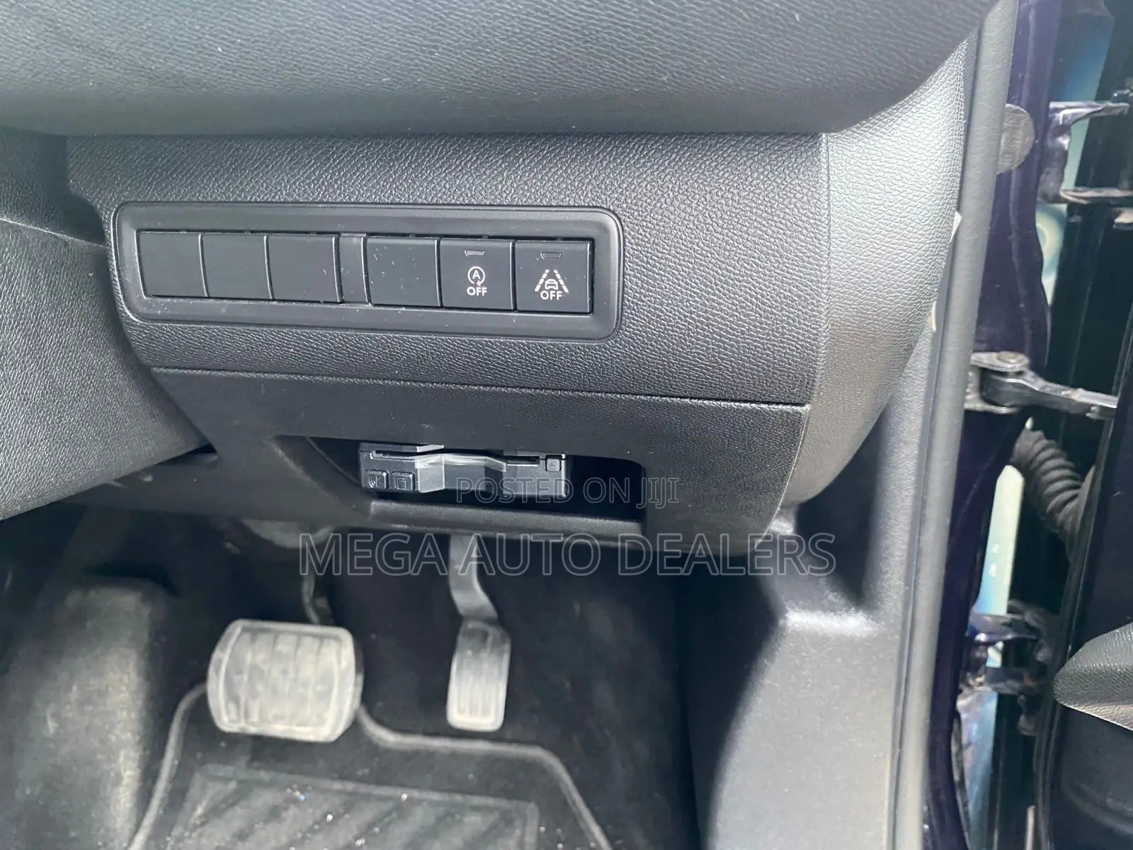 Peugeot 308 2019 Purple