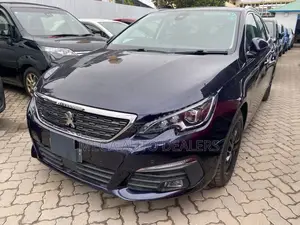 Peugeot 308 2019 Purple