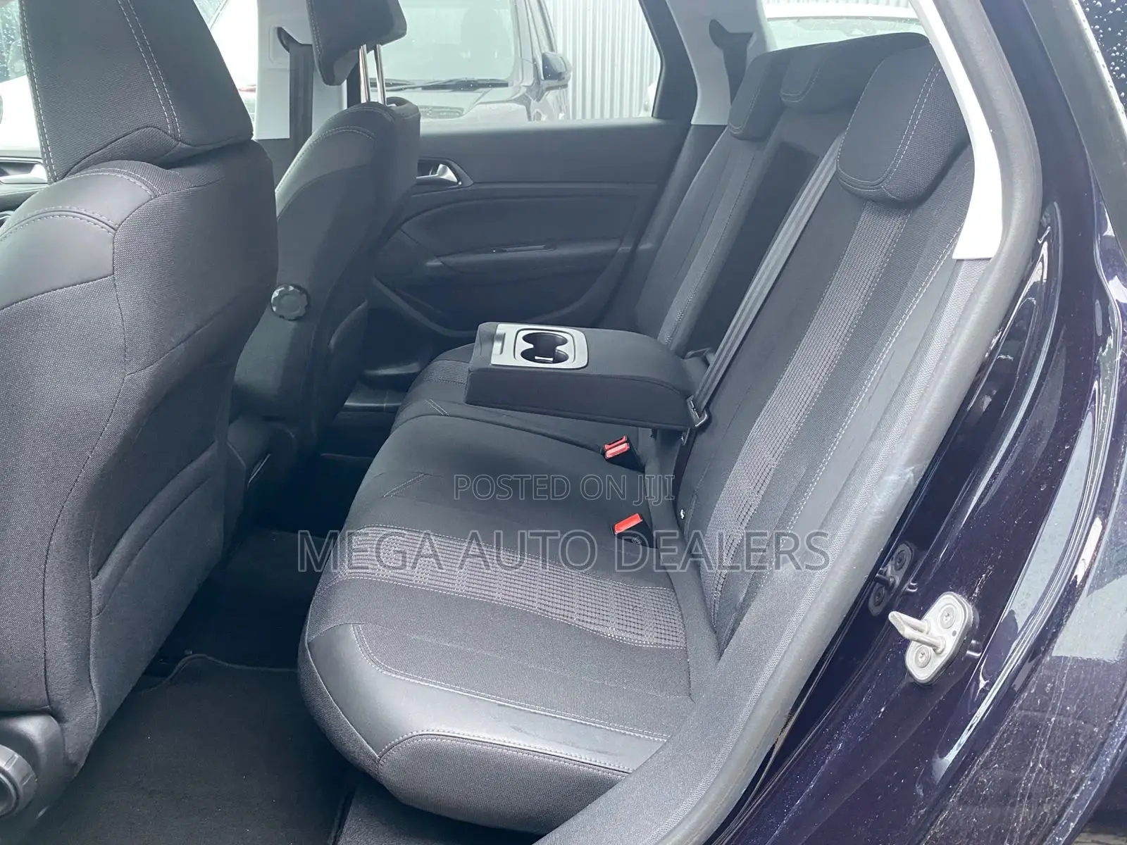 Peugeot 308 2019 Purple