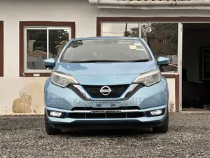 Nissan Note 1.2 Hybrid 2018 Blue
