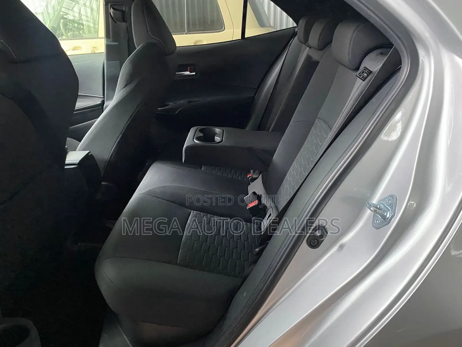 Toyota Corolla 2018 Silver
