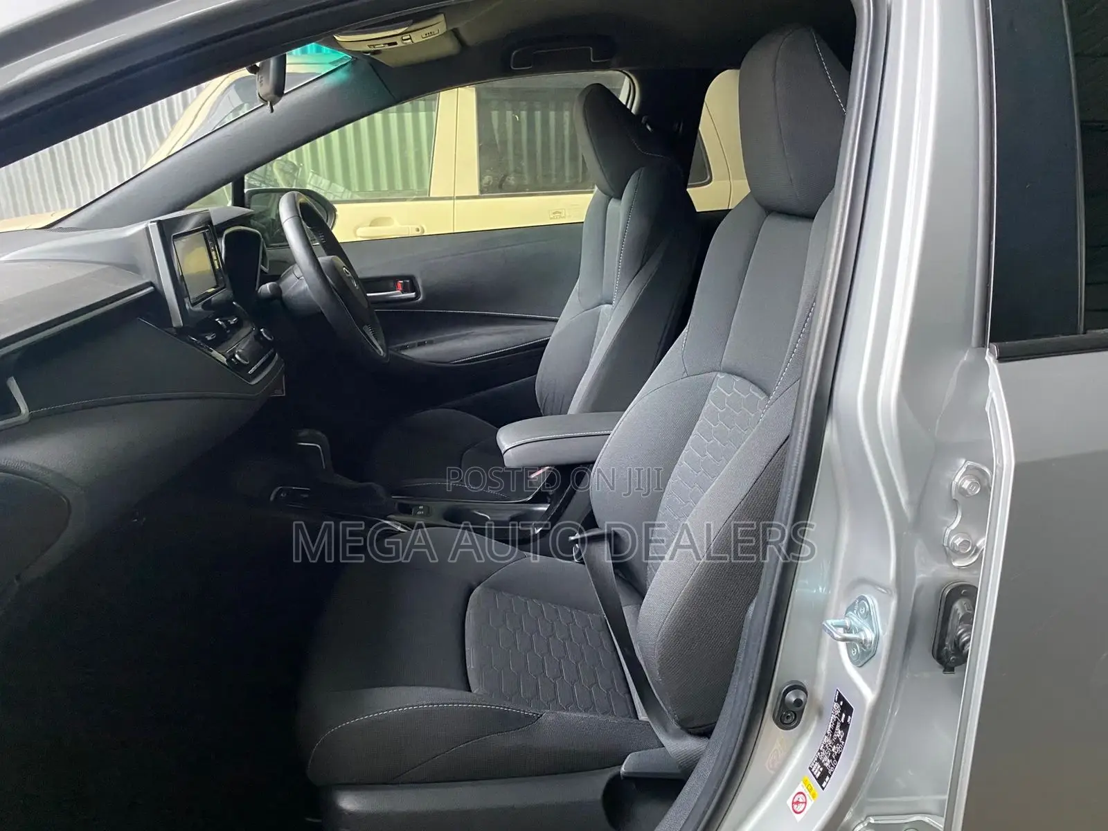 Toyota Corolla 2018 Silver