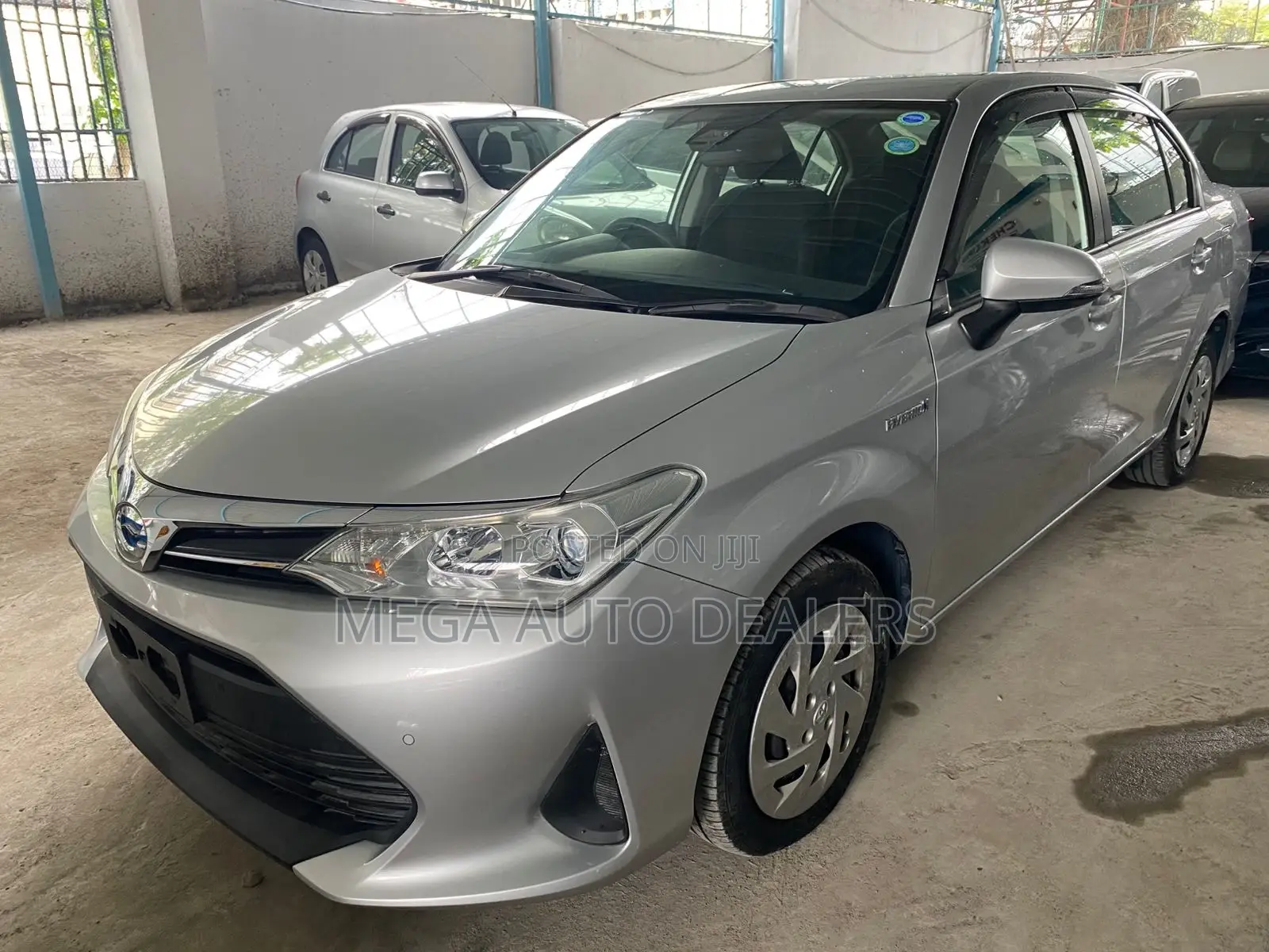 Toyota Axio 2018 Silver