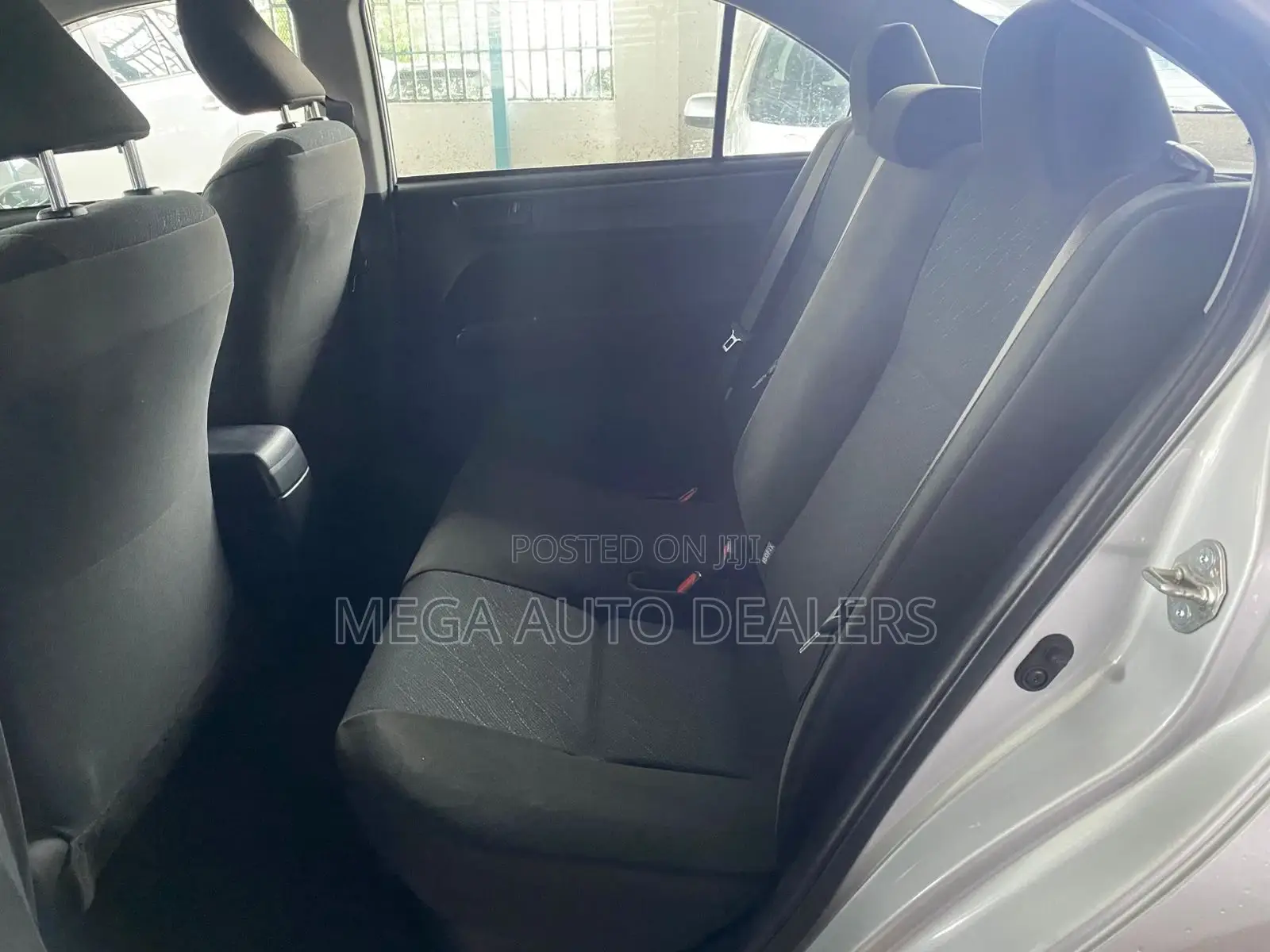 Toyota Axio 2018 Silver