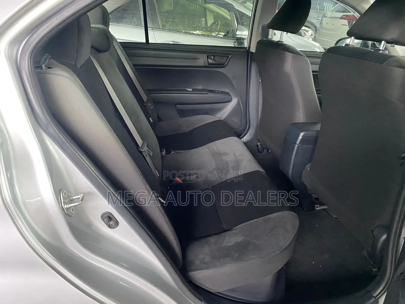 Toyota Axio 2018 Silver