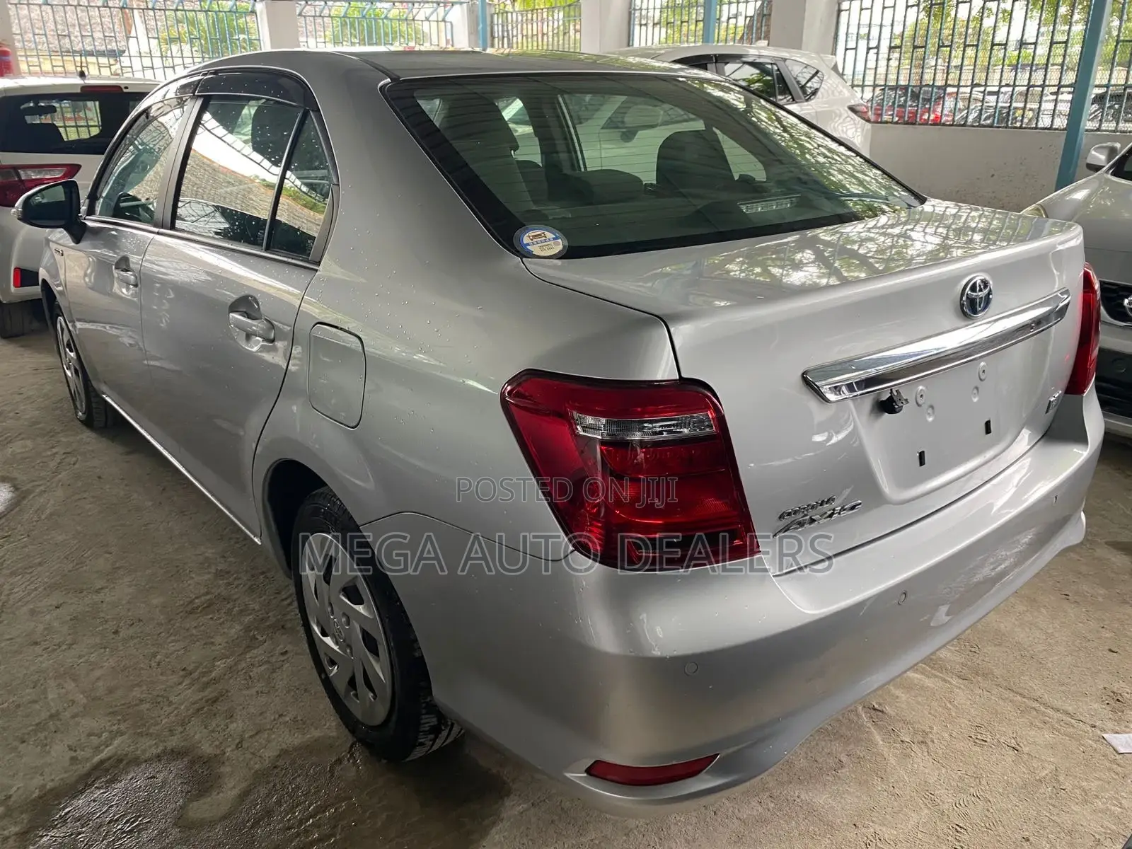 Toyota Axio 2018 Silver