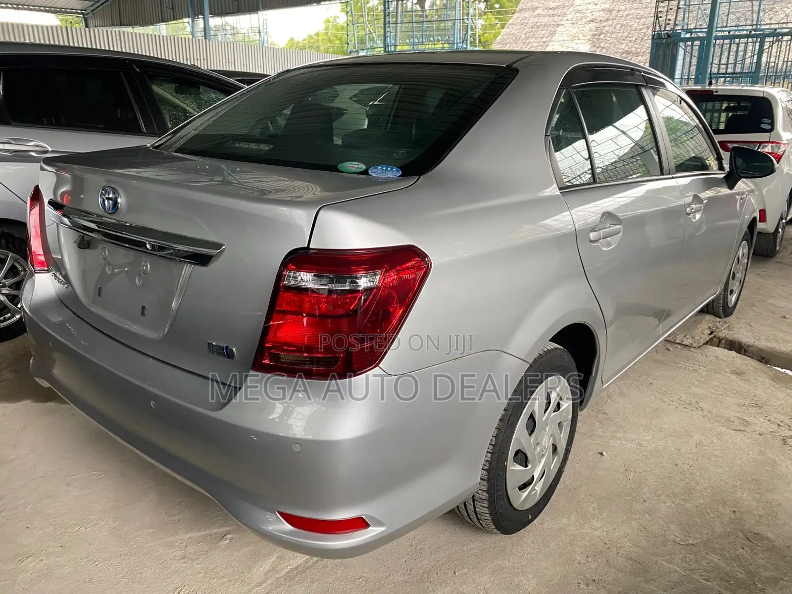 Toyota Axio 2018 Silver