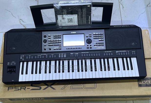 Yamaha PSR Sx720 Keyboard - thumbnail 2