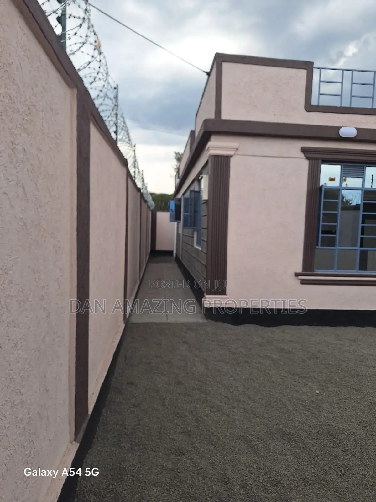 3bdrm Bungalow in Mugutha Rooftop, Ruiru for sale