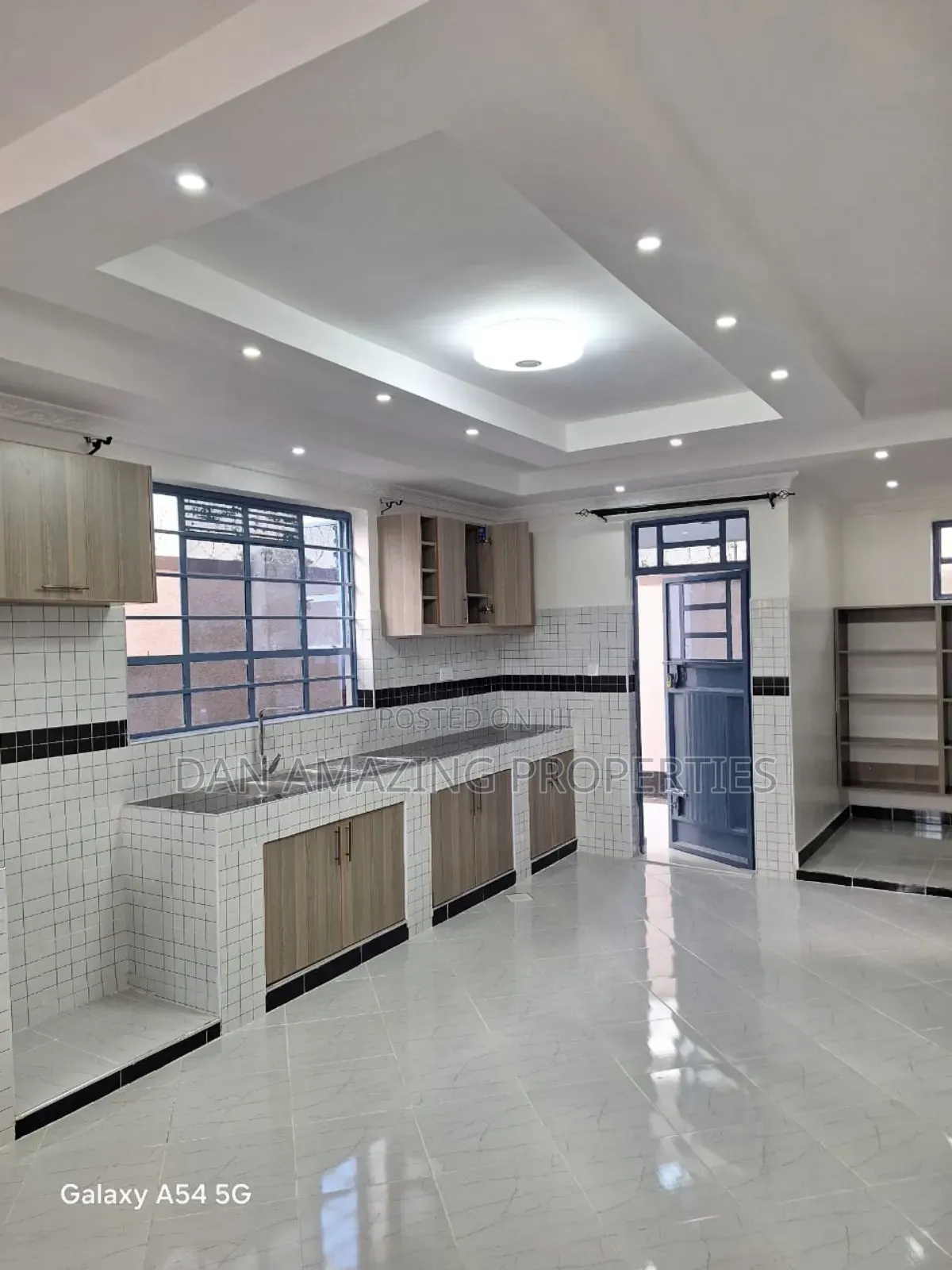 3bdrm Bungalow in Mugutha Rooftop, Ruiru for sale