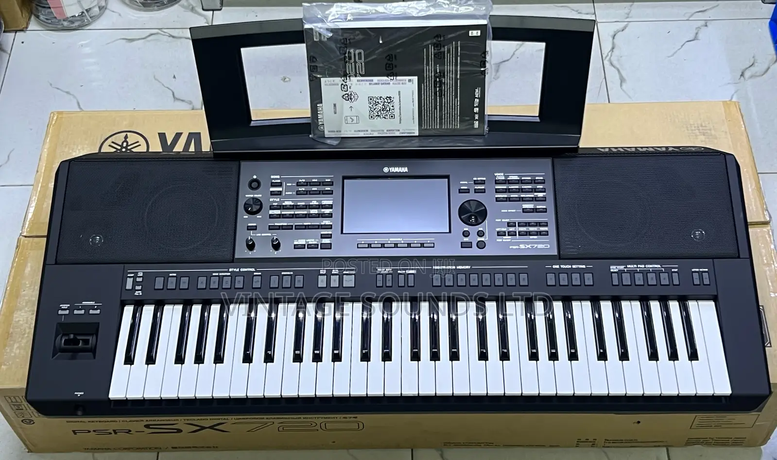 Yamaha PSR Sx720 Touch Sensitivity Keyboard