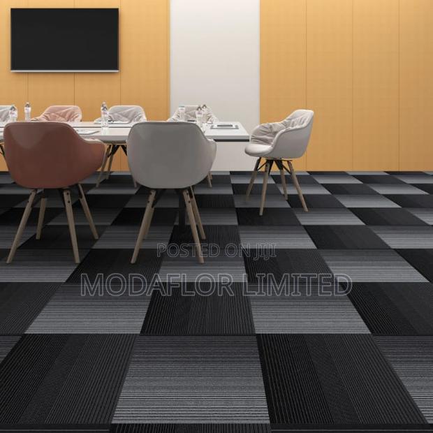 Removable Carpet Tiles – Replace One, Not All! - main view