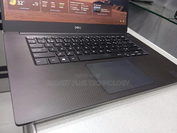 Laptop Dell Precision 5530 16GB Intel Core i7 SSD 512GB - thumbnail 2