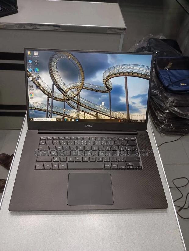 Laptop Dell Precision 5530 16GB Intel Core i7 SSD 512GB - thumbnail 4