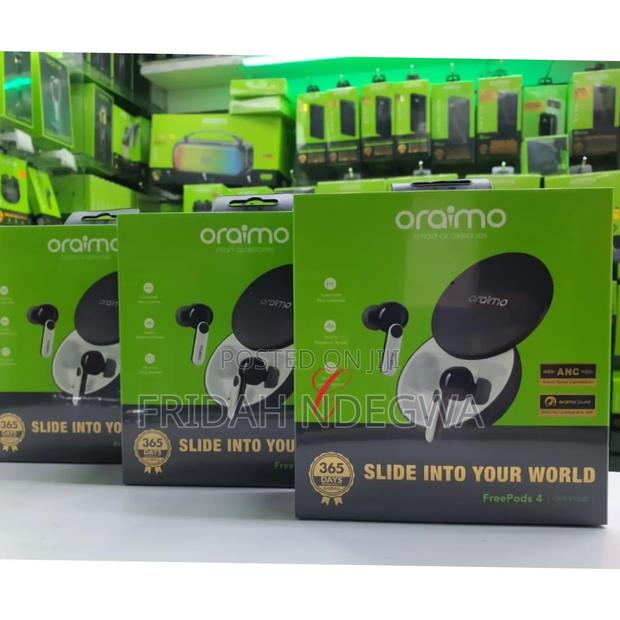Oraimo Freepods 4 Oeb-E105d Slide Into Your World Earbuds - main view