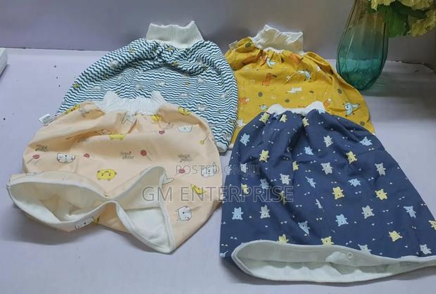 *Kids Waterproof Skirt /Clipped Short Mackintosh