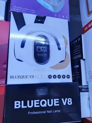 Blueque V8 Nail Lamp.
