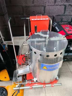 Road  Marking  Machine