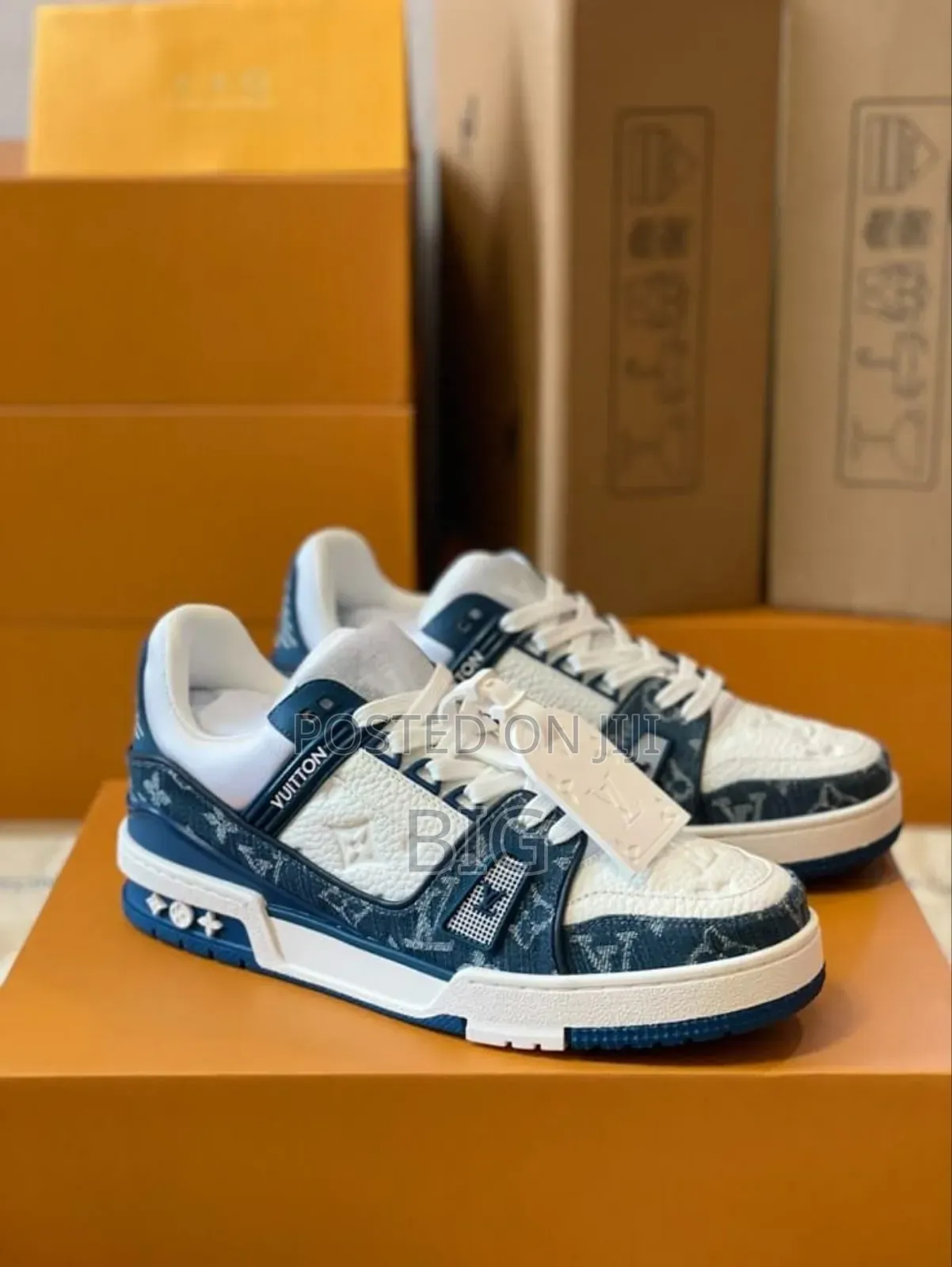 Lv Trainer Denim