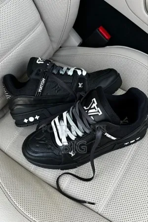 Lv Trainer Denim