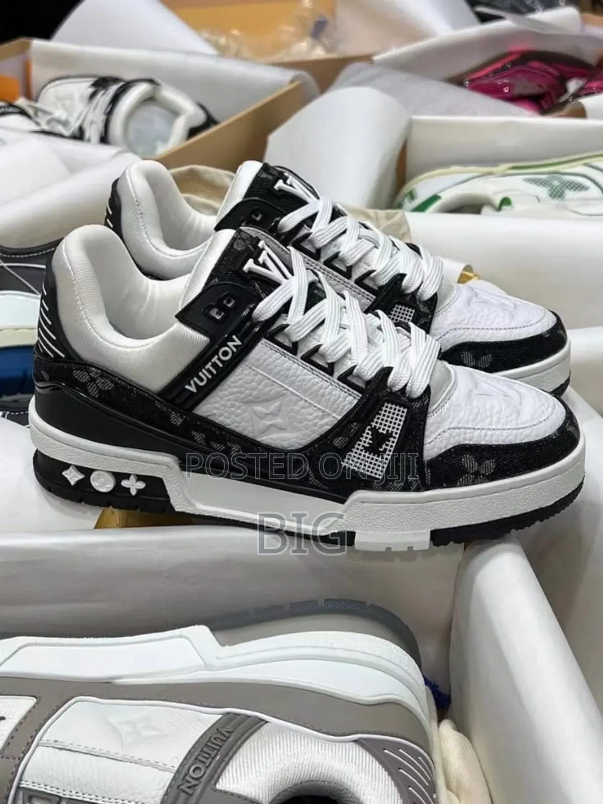 Lv Trainer Denim