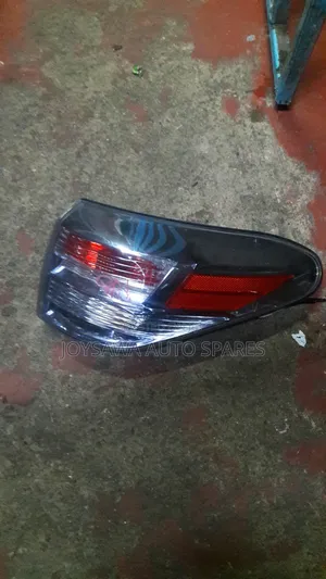 Toyota Lexus Rx 270 Xjapan Taillight