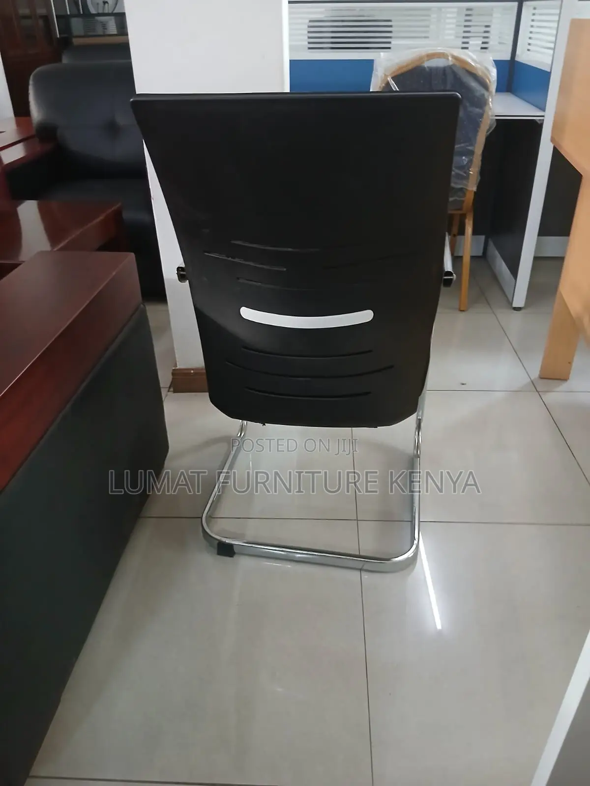 Visitors Seat