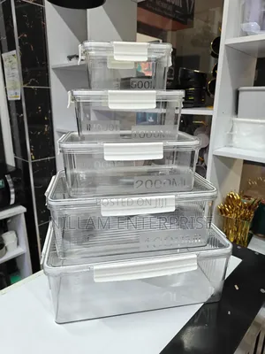 5pcs Food ,Vegetable Storage Containers*