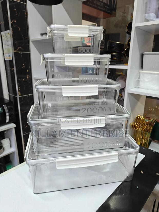 5pcs Food ,Vegetable Storage Containers*