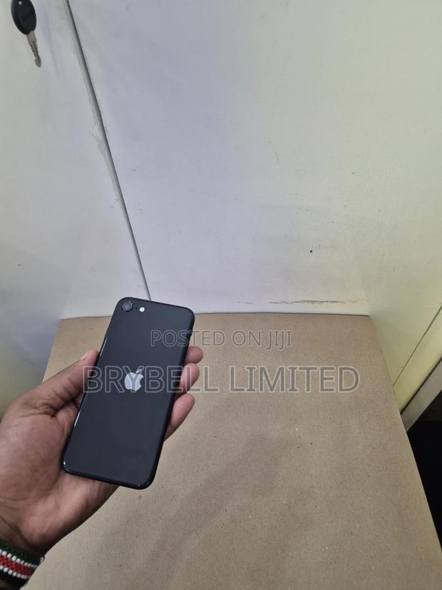 Apple iPhone SE (2022) 64 GB Black - thumbnail 9