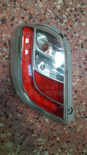 Daihatsu Mira 2010 Taillight