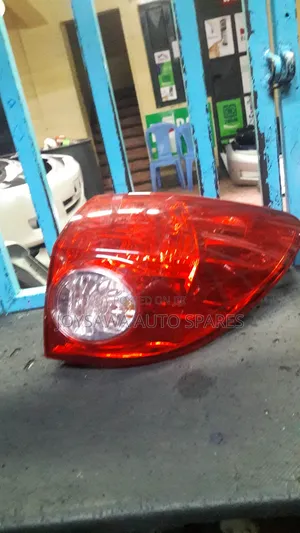 Nissan Wingroad Y12 Taillight