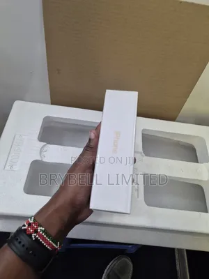 New Apple iPhone XS Max 256 GB Gray