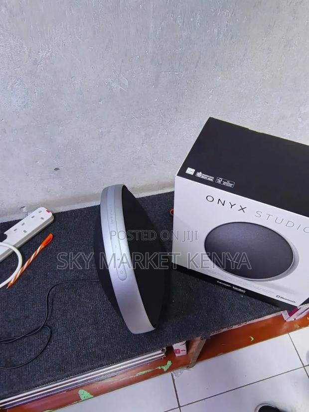 Brand New Onyx Studio 9 - main view