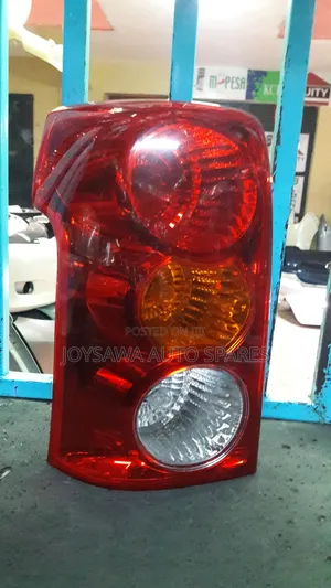 Toyota Raum 2005 Xjapan Taillight