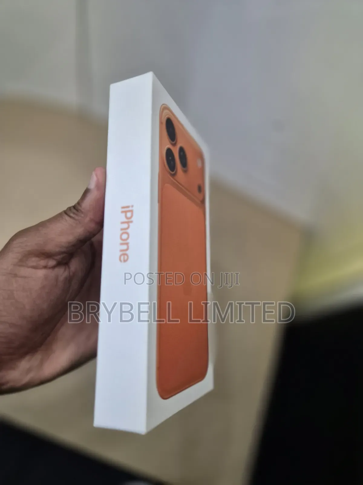 New Apple iPhone 17 Pro Max 256 GB Orange