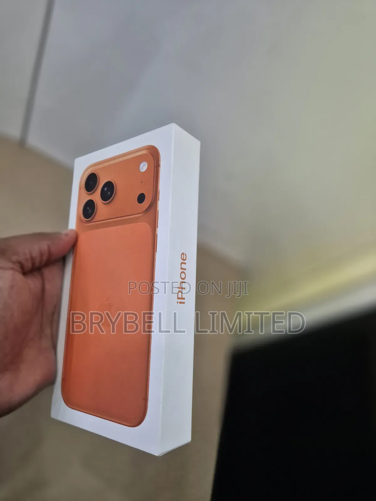 New Apple iPhone 17 Pro Max 256 GB Orange
