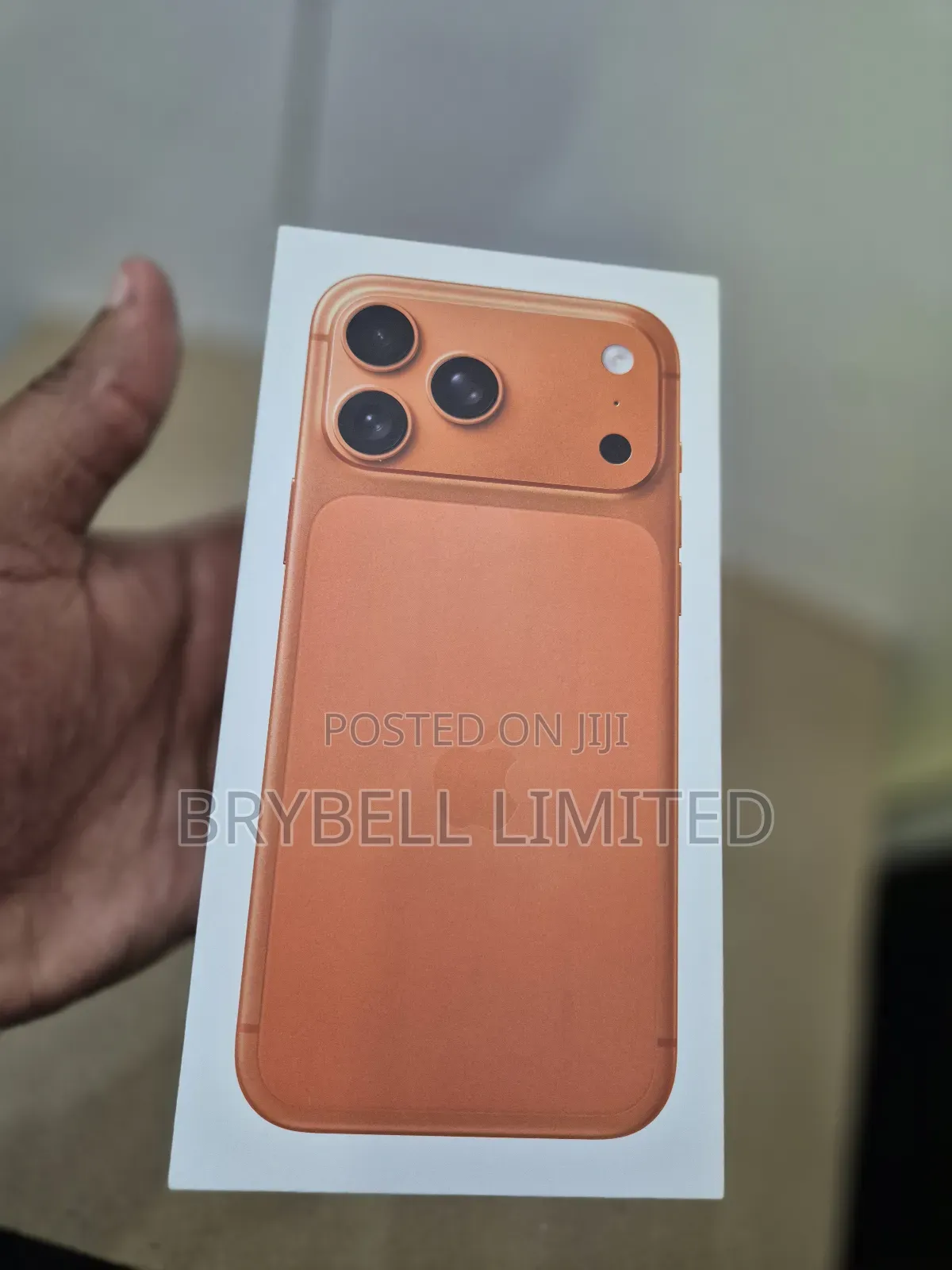 New Apple iPhone 17 Pro Max 256 GB Orange