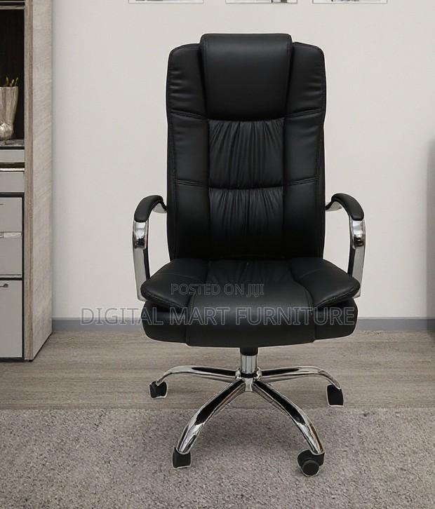 Office Chair: Black Leather Home Work Chair