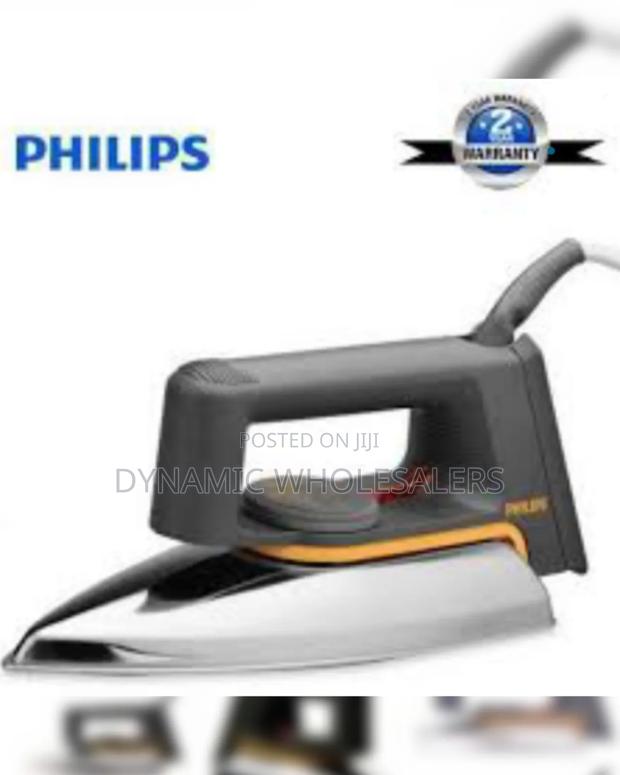 Philips Classic Dry Iron, Model Hd1172 - main view
